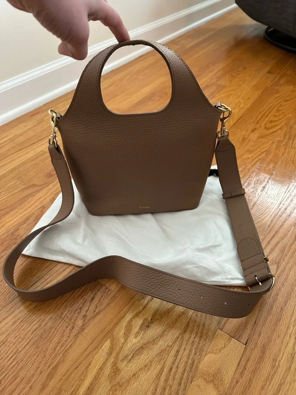 Cuyana Mini System Tote - cappuccino color - Picture 2 of 12